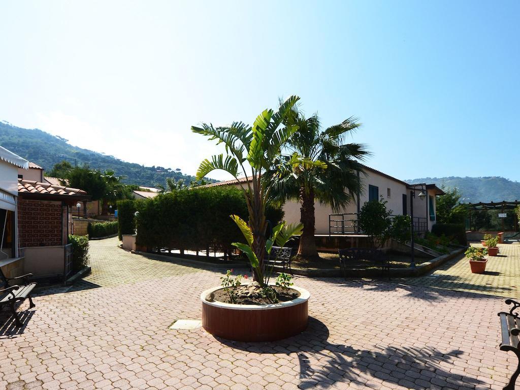 Residence Il Patio Cefalu Exterior photo